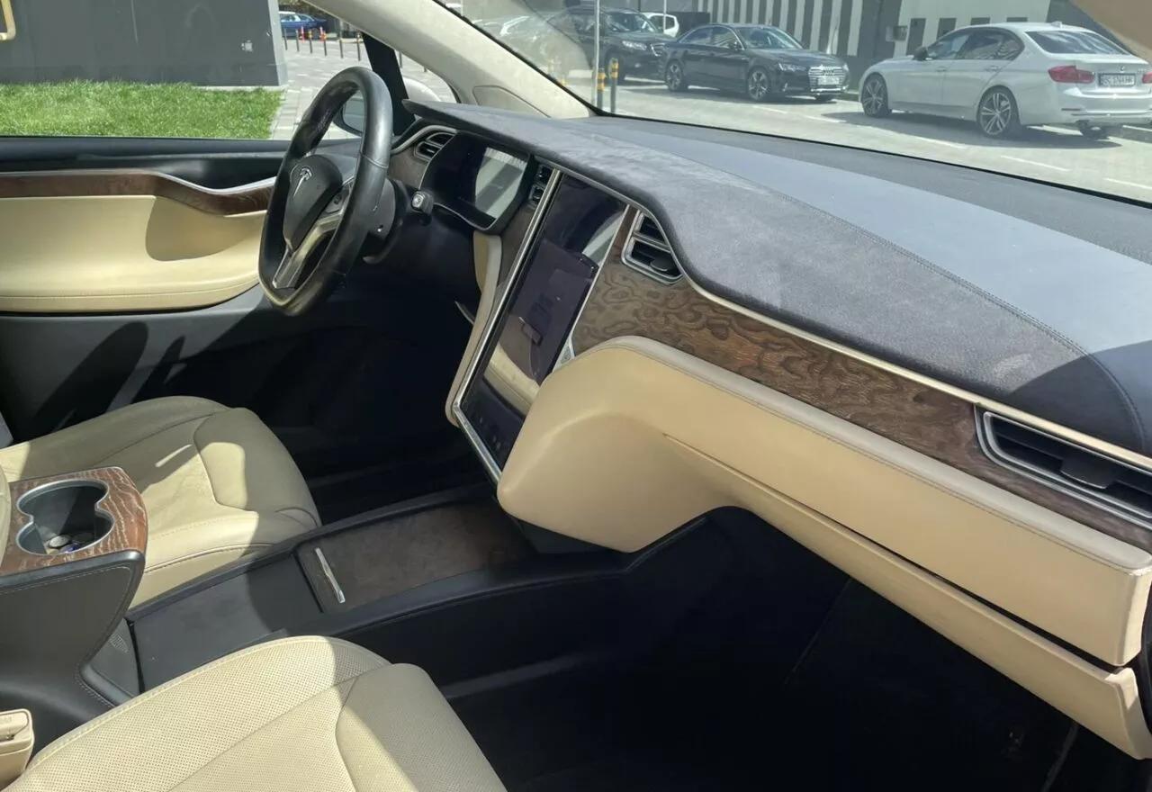 Tesla Model X  90 kWh 2016thumbnail231