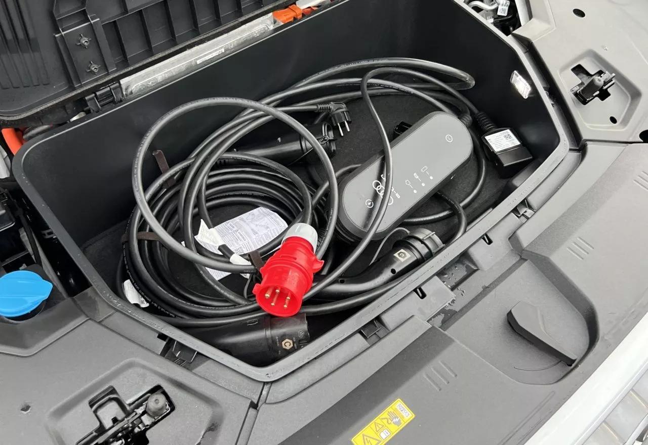 Audi E-tron  71 kWh 2021111