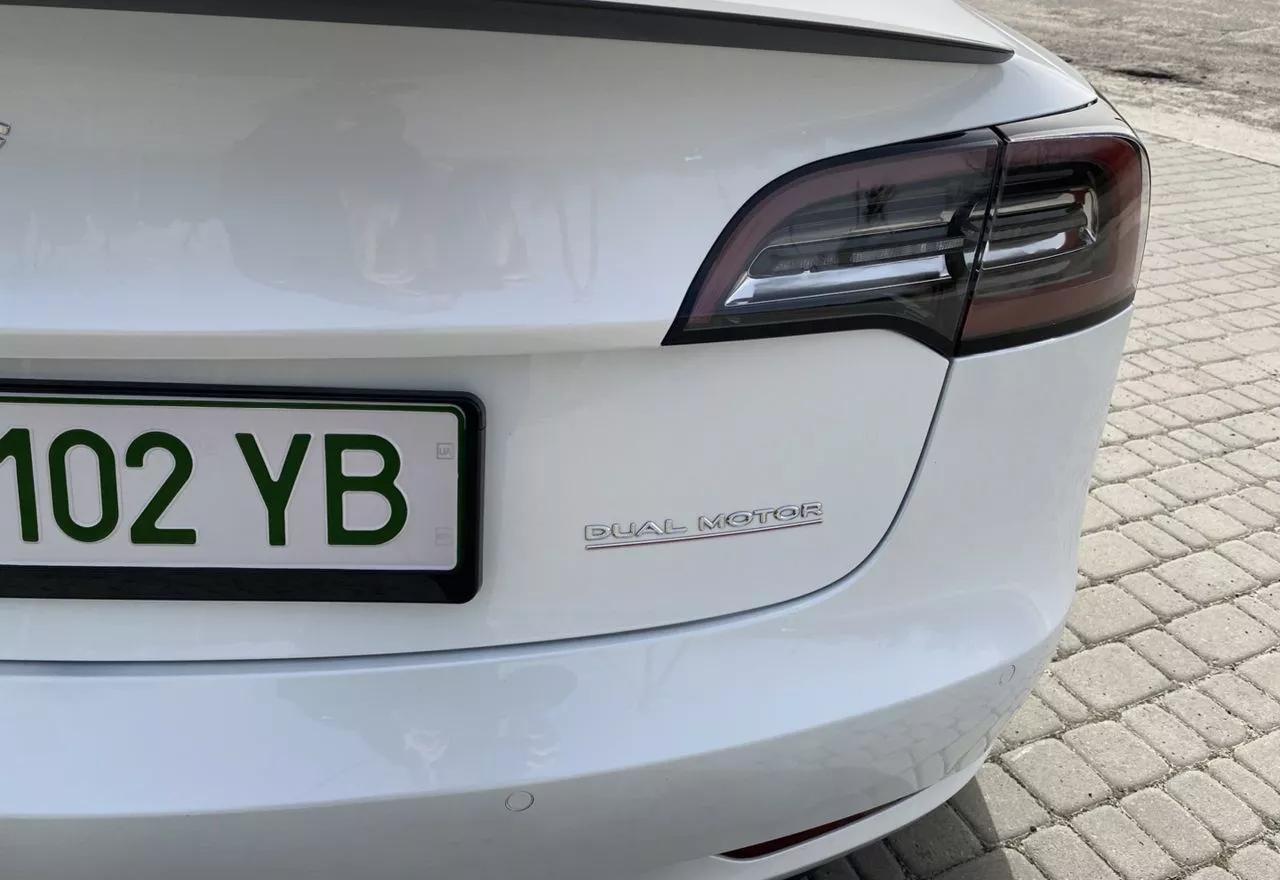 Tesla Model 3  80.5 kWh 2019thumbnail141