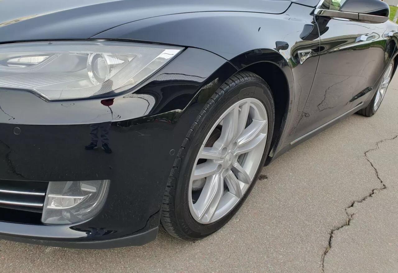 Tesla Model S  85 kWh 2015thumbnail131
