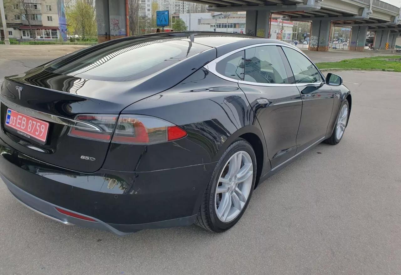 Tesla Model S  85 kWh 2015thumbnail261