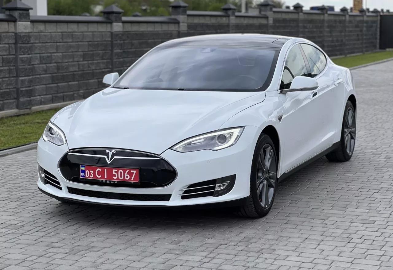 Tesla Model S  85 kWh 201671