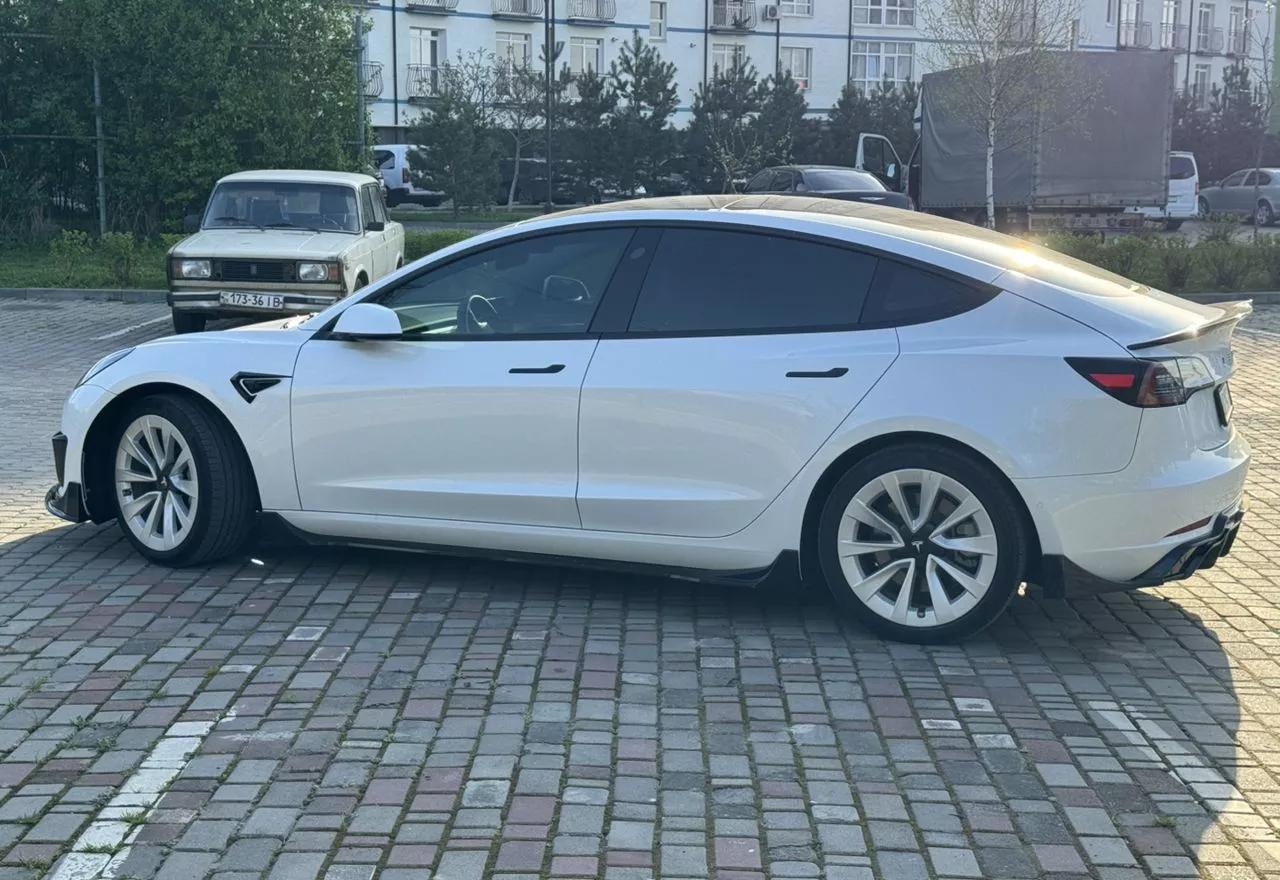 Tesla Model 3  82 kWh 202241