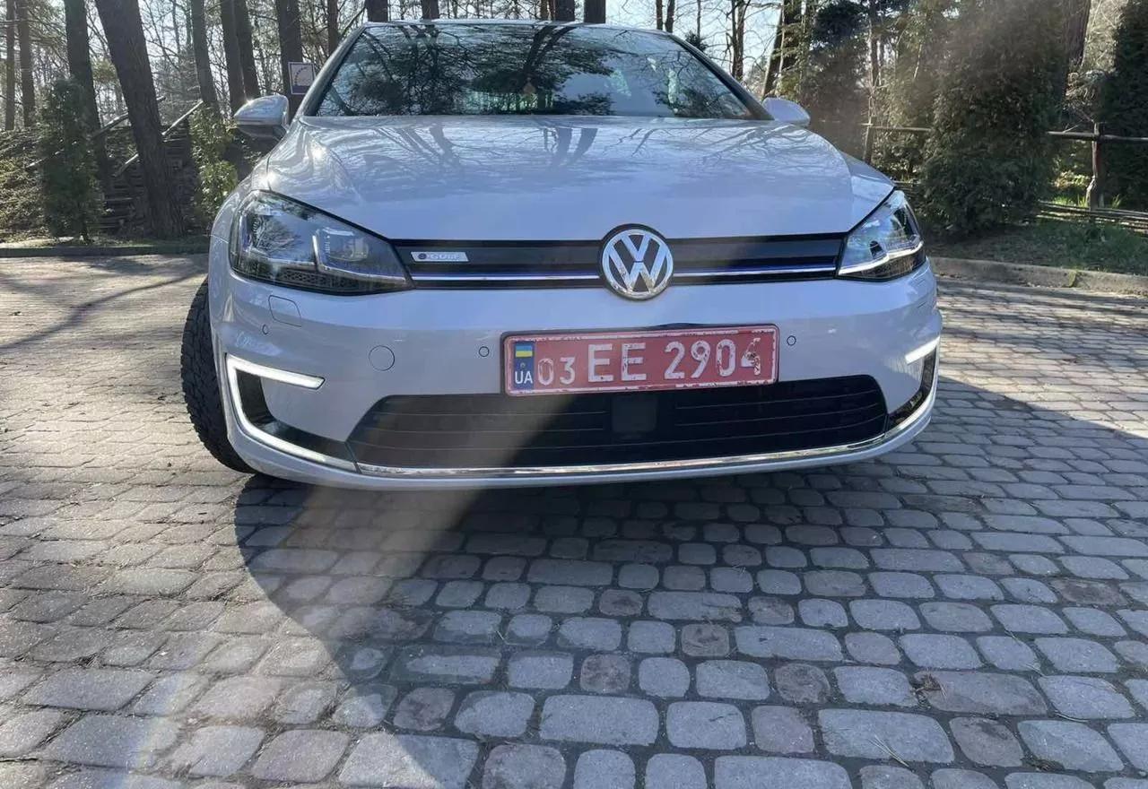Volkswagen e-Golf  36 kWh 2017thumbnail41