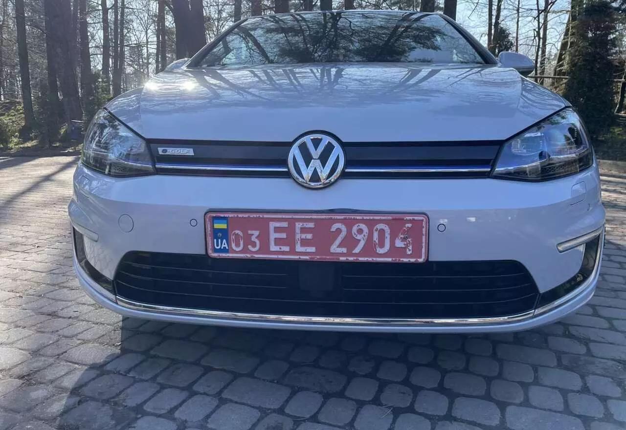 Volkswagen e-Golf  36 kWh 2017thumbnail61