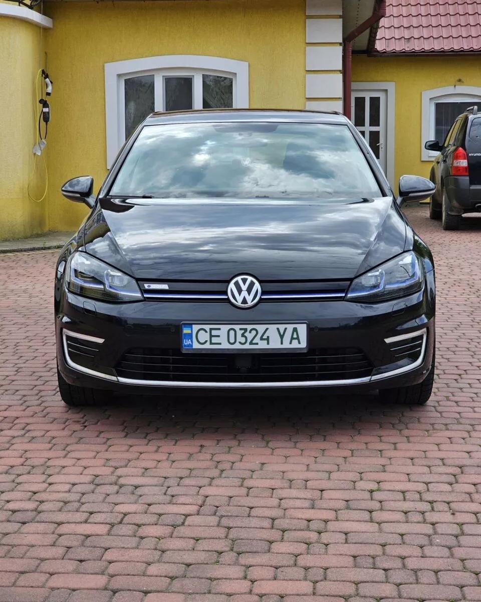 Volkswagen e-Golf  36 kWh 201951