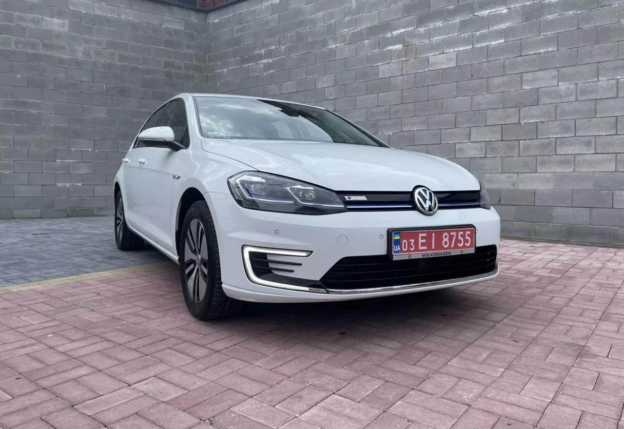 Volkswagen e-Golf  2020thumbnail171
