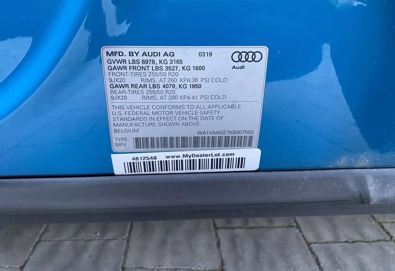 Audi E-tron  95 kWh 2019thumbnail241