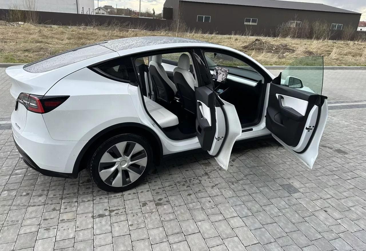 Tesla Model Y  80.5 kWh 202071