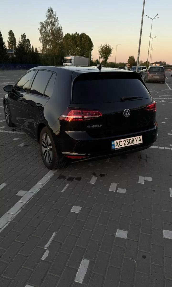 Volkswagen e-Golf  24 kWh 201541