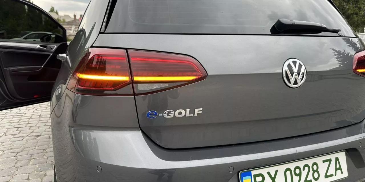 Volkswagen e-Golf  36 kWh 201881