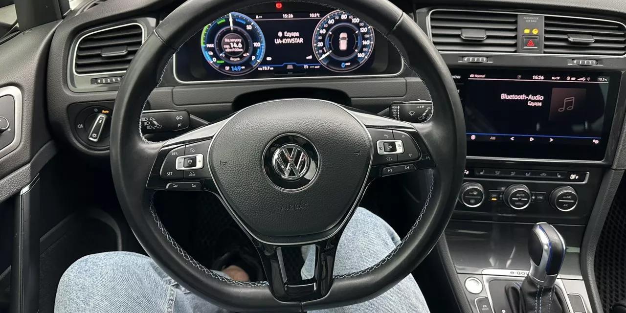 Volkswagen e-Golf  36 kWh 2018141