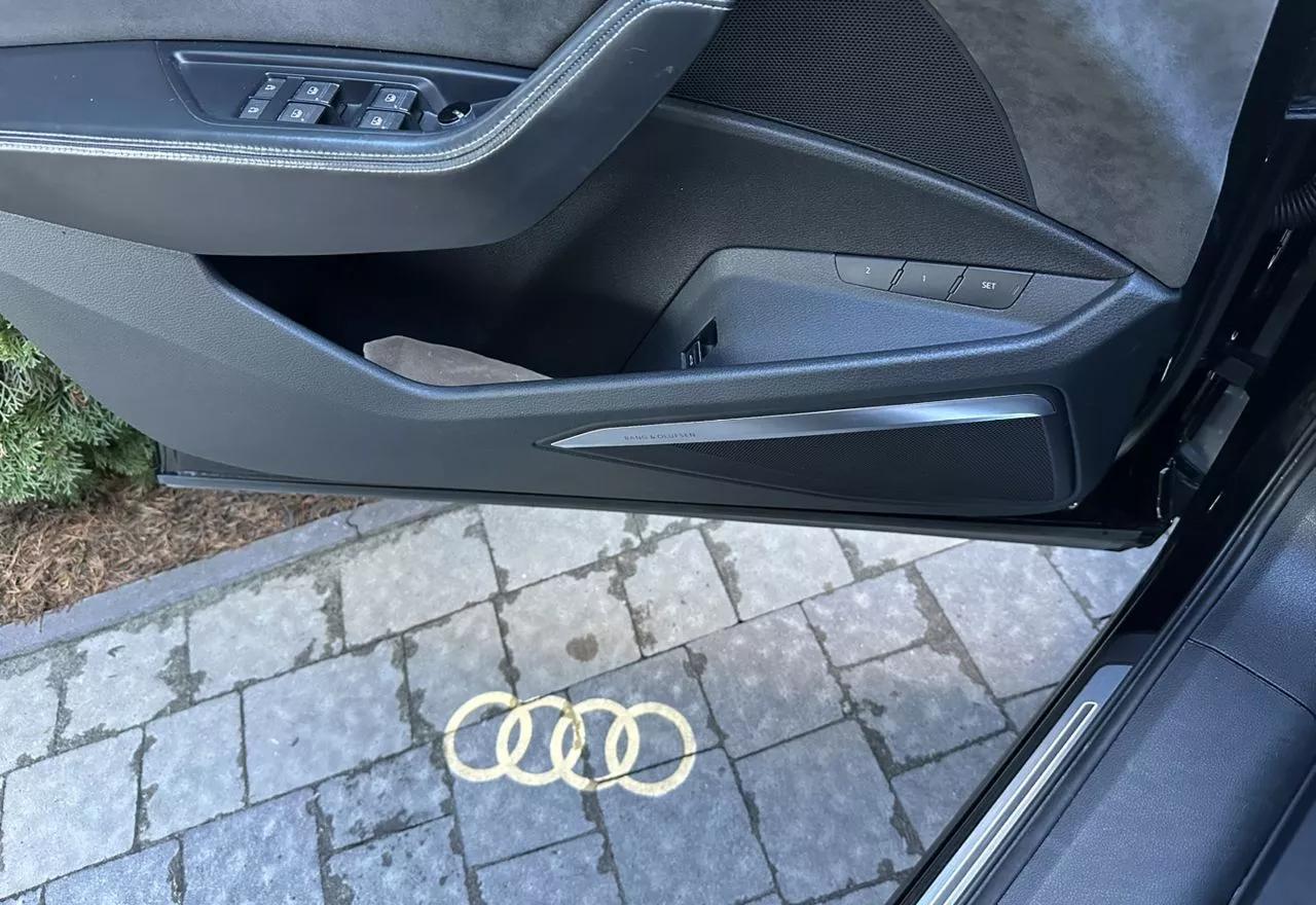 Audi E-tron  2019thumbnail141