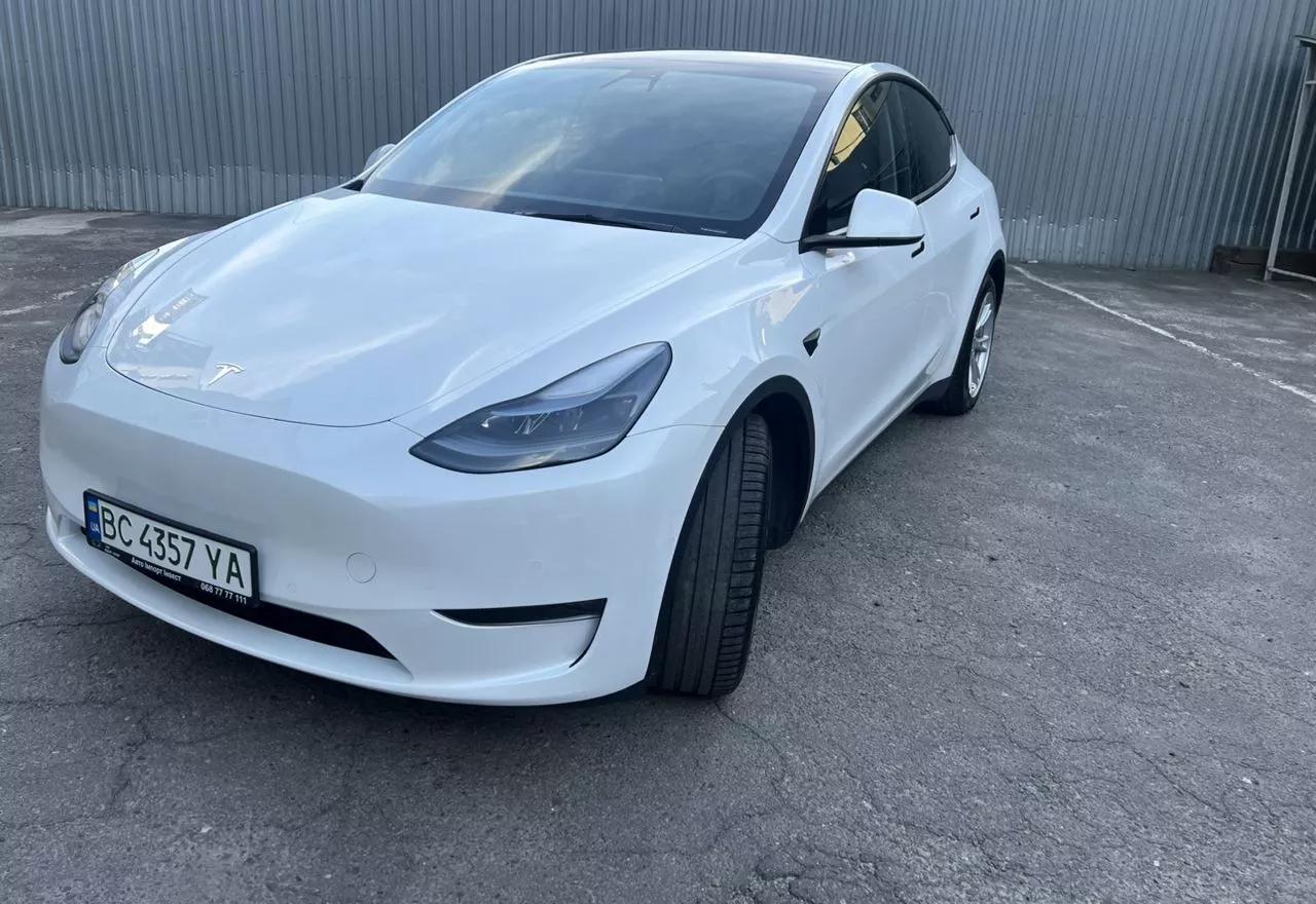Tesla Model Y  202221