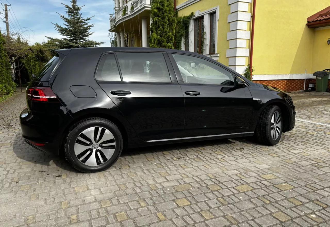 Volkswagen e-Golf  24 kWh 201511