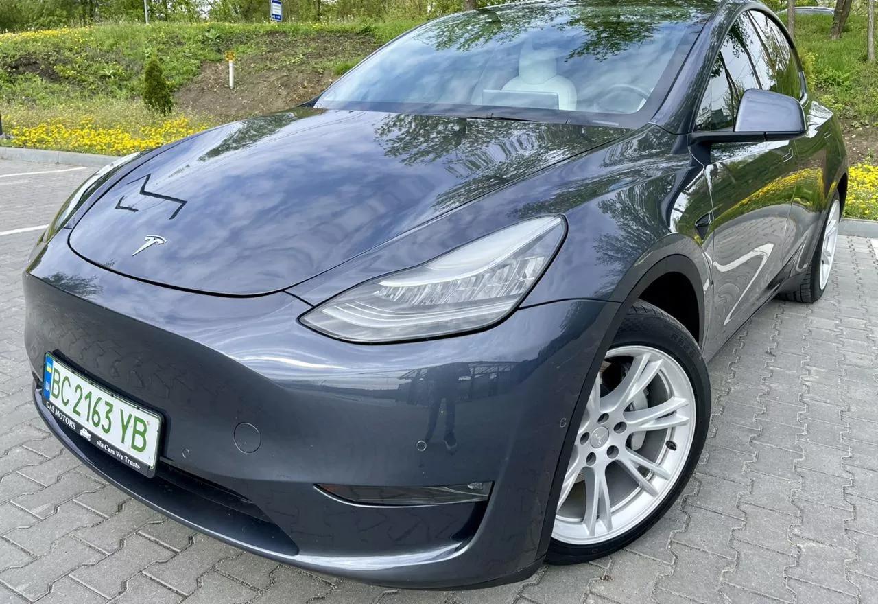 Tesla Model Y  202111