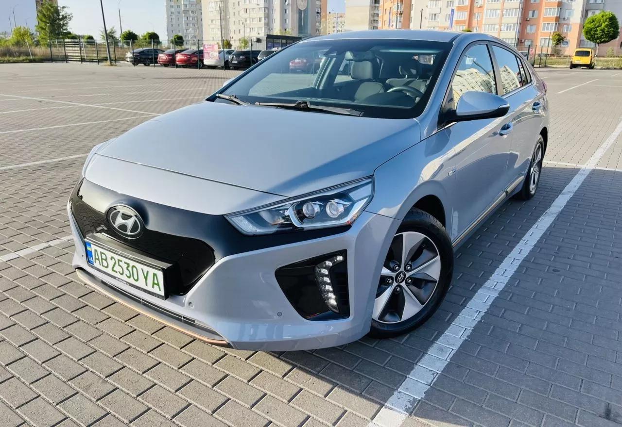 Hyundai Ioniq  28 kWh 2018thumbnail01