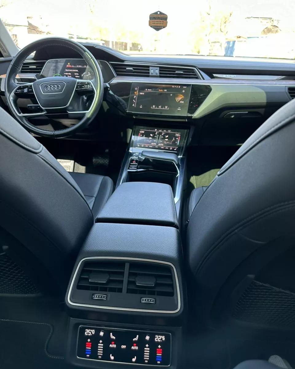 Audi E-tron  75 kWh 2020291