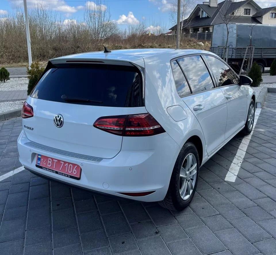 Volkswagen e-Golf  24 kWh 2014thumbnail41