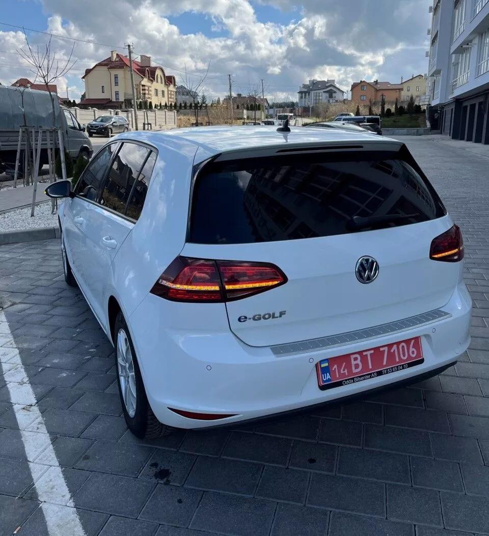Volkswagen e-Golf  24 kWh 2014thumbnail61