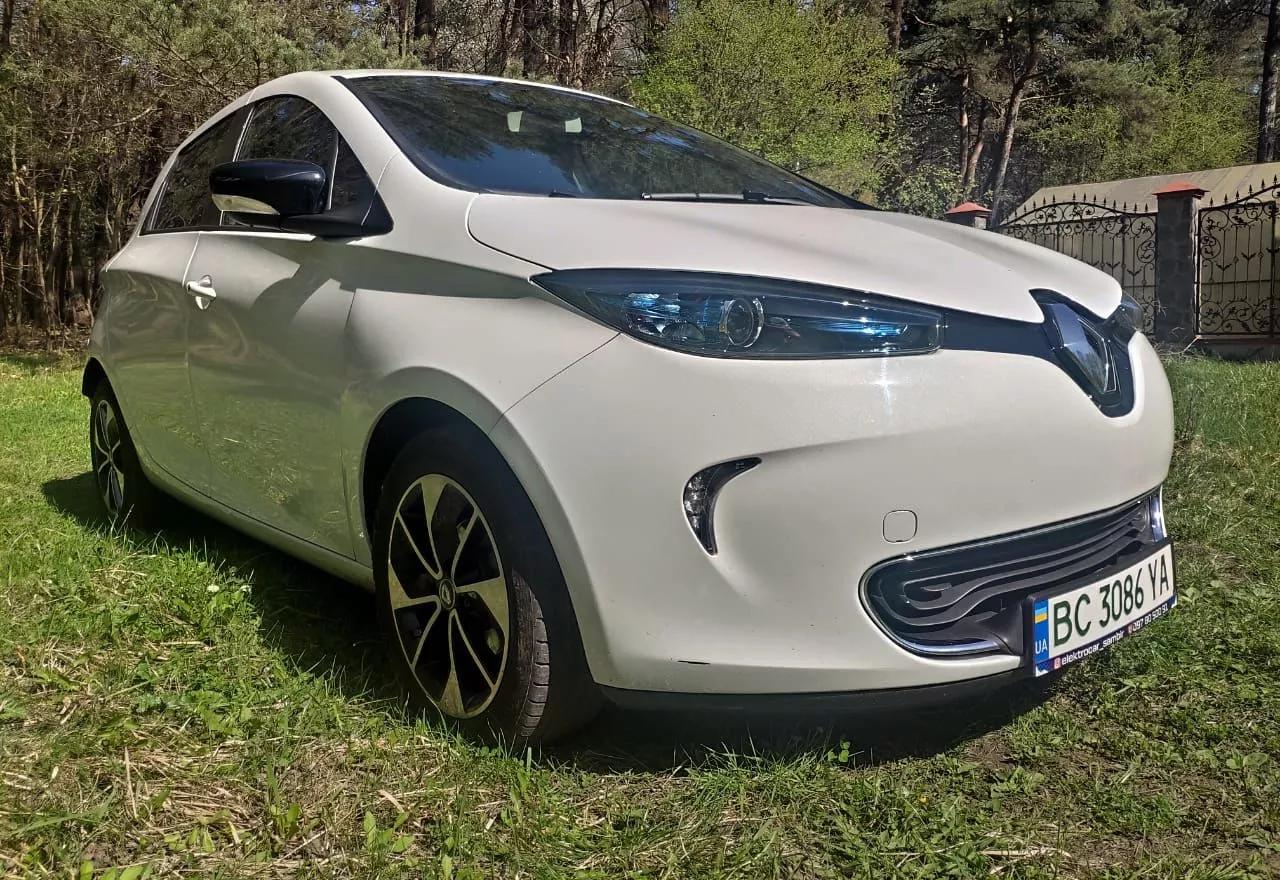 Renault ZOE  2018thumbnail11