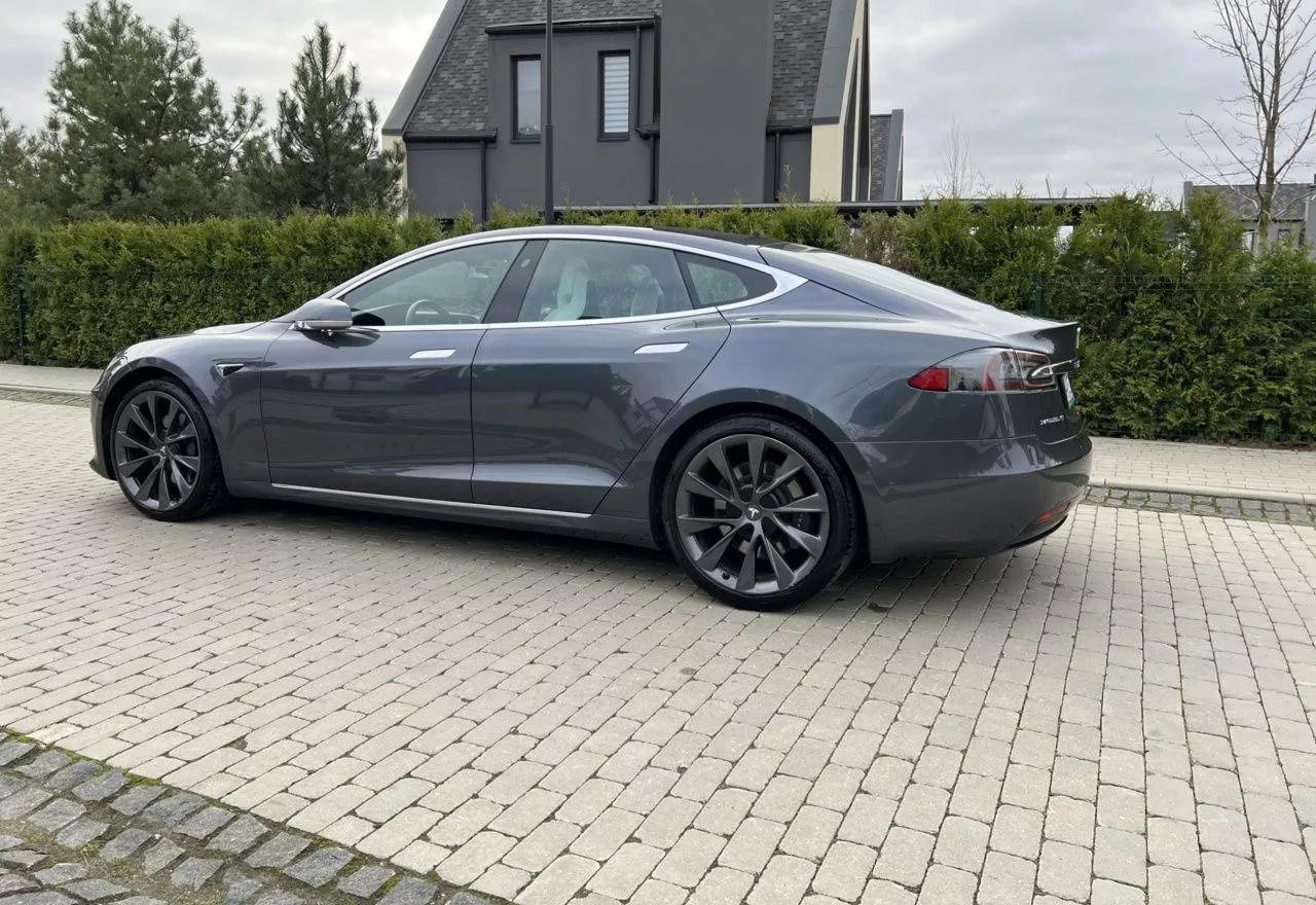 Tesla Model S  75 kWh 201801