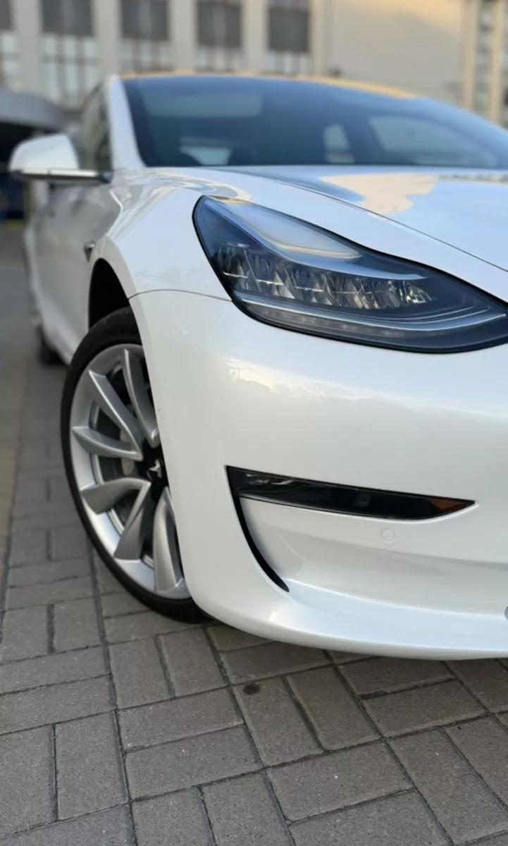 Tesla Model 3  75 kWh 201811