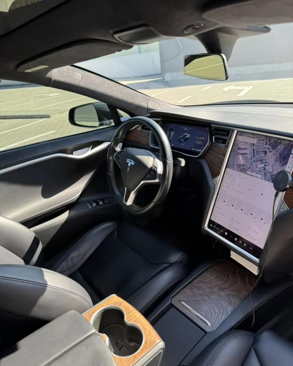 Tesla Model S  100 kWh 2018thumbnail271