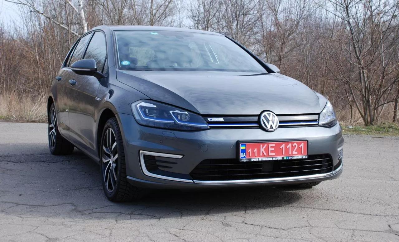 Volkswagen e-Golf  100 kWh 2018thumbnail91