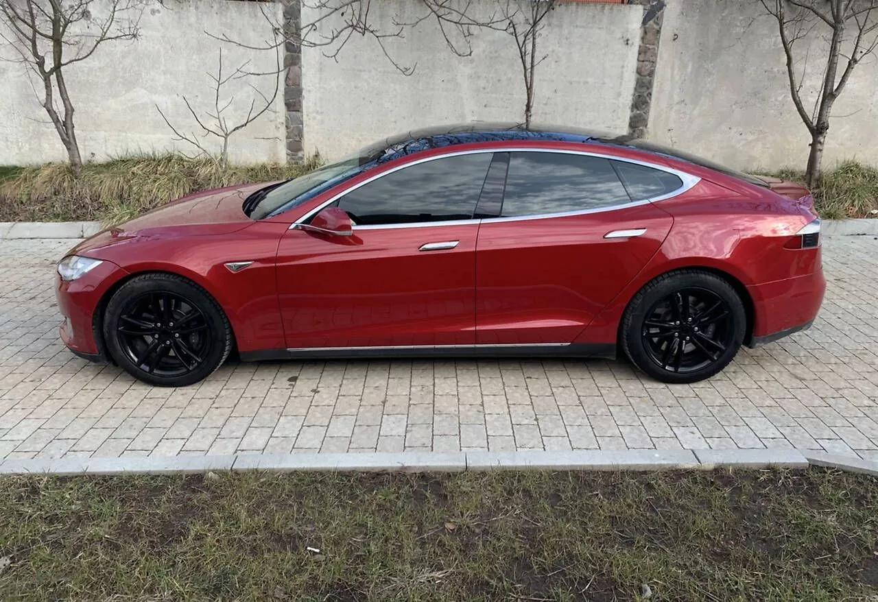 Tesla Model S  70 kWh 2015thumbnail11