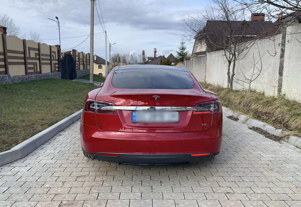 Tesla Model S  70 kWh 201521