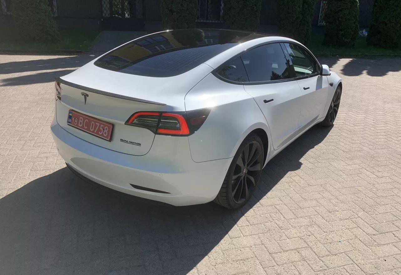 Tesla Model 3  80.5 kWh 2019231