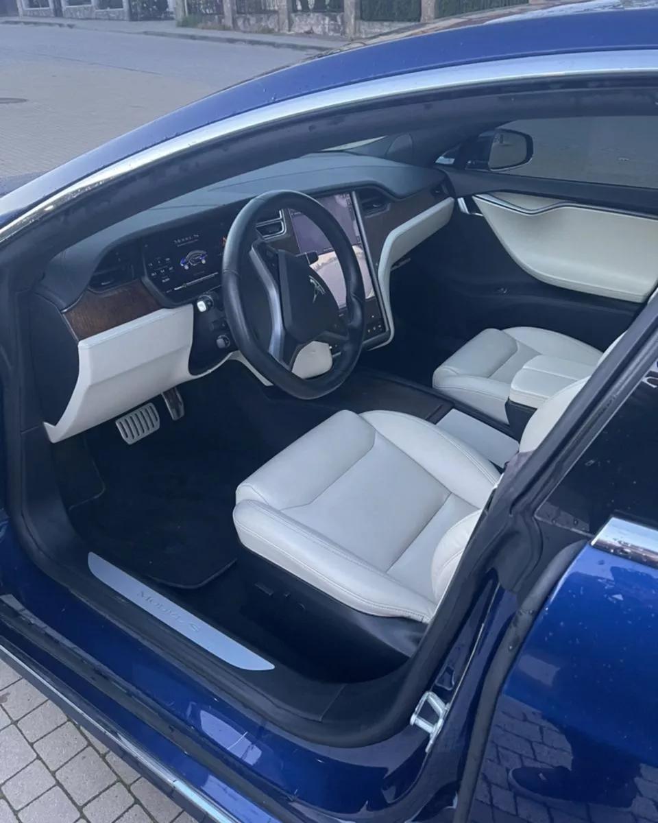 Tesla Model S  100 kWh 2019thumbnail241