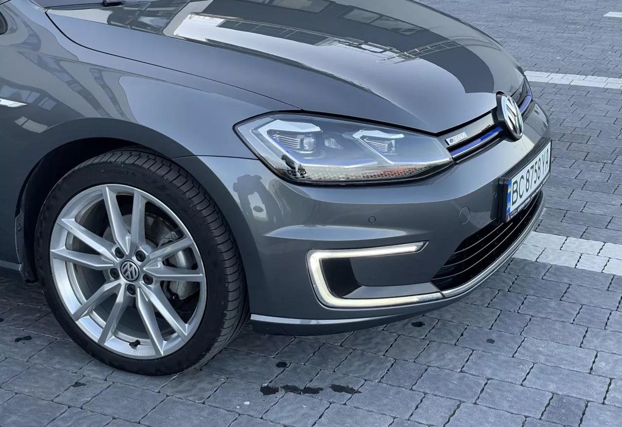 Volkswagen e-Golf  35.8 kWh 201821