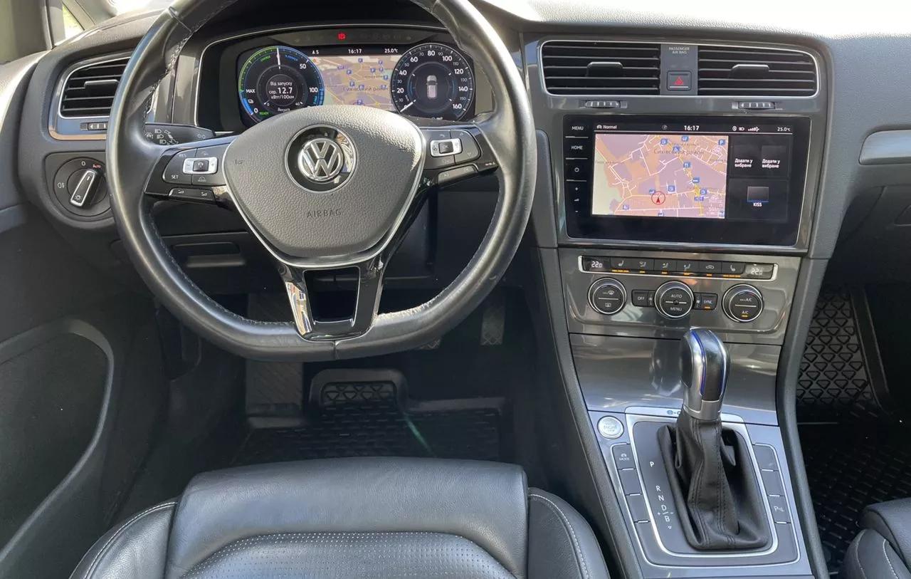 Volkswagen e-Golf  36 kWh 201821