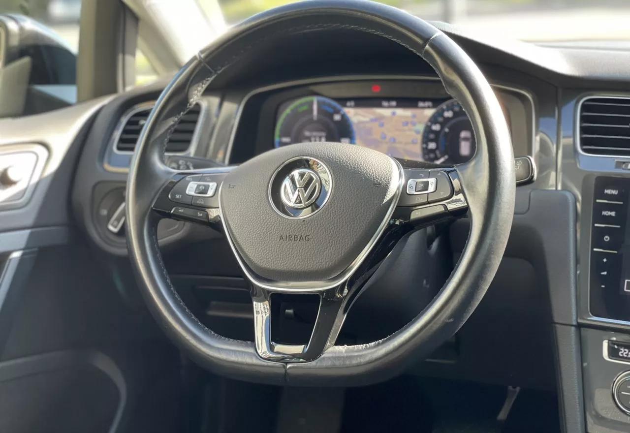 Volkswagen e-Golf  36 kWh 2018thumbnail101
