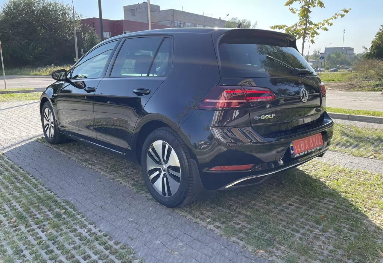Volkswagen e-Golf  36 kWh 2018thumbnail221