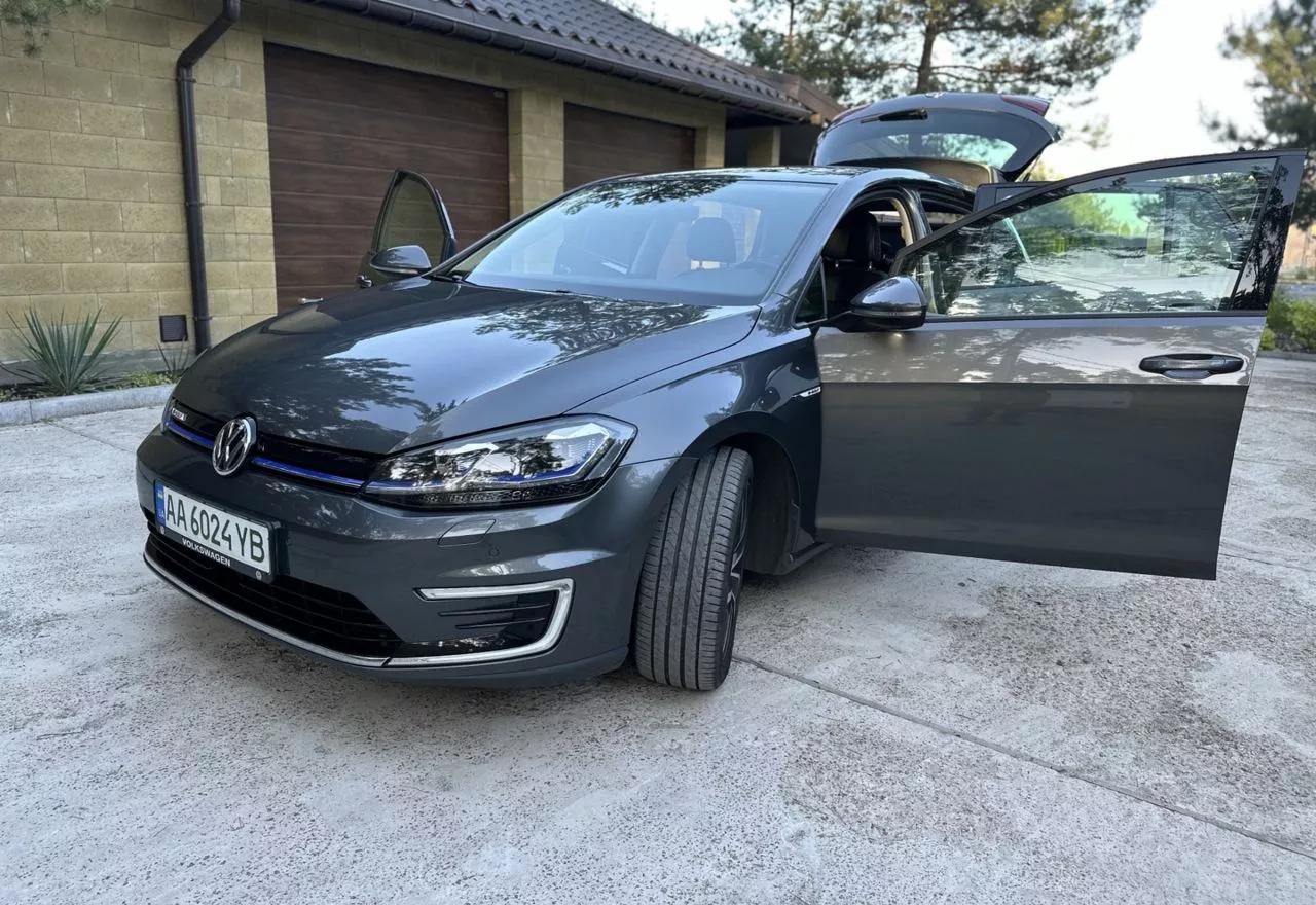 Volkswagen e-Golf  36 kWh 201991