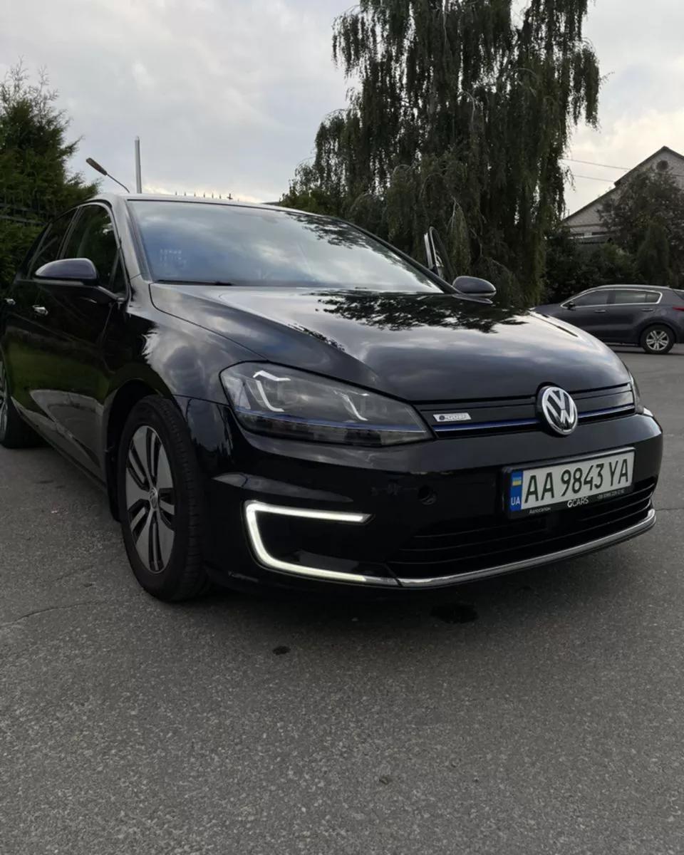 Volkswagen e-Golf  24 kWh 201441