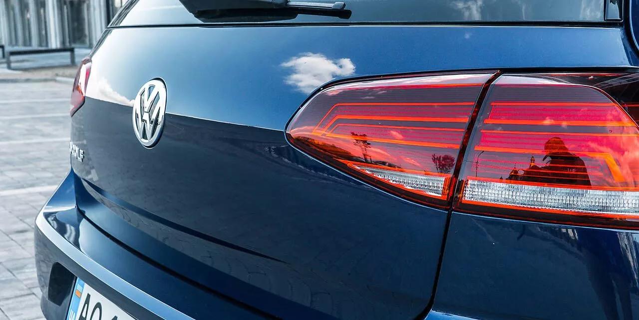 Volkswagen e-Golf  36 kWh 2019261
