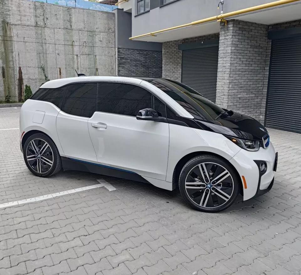 BMW i3  33 kWh 2017thumbnail11