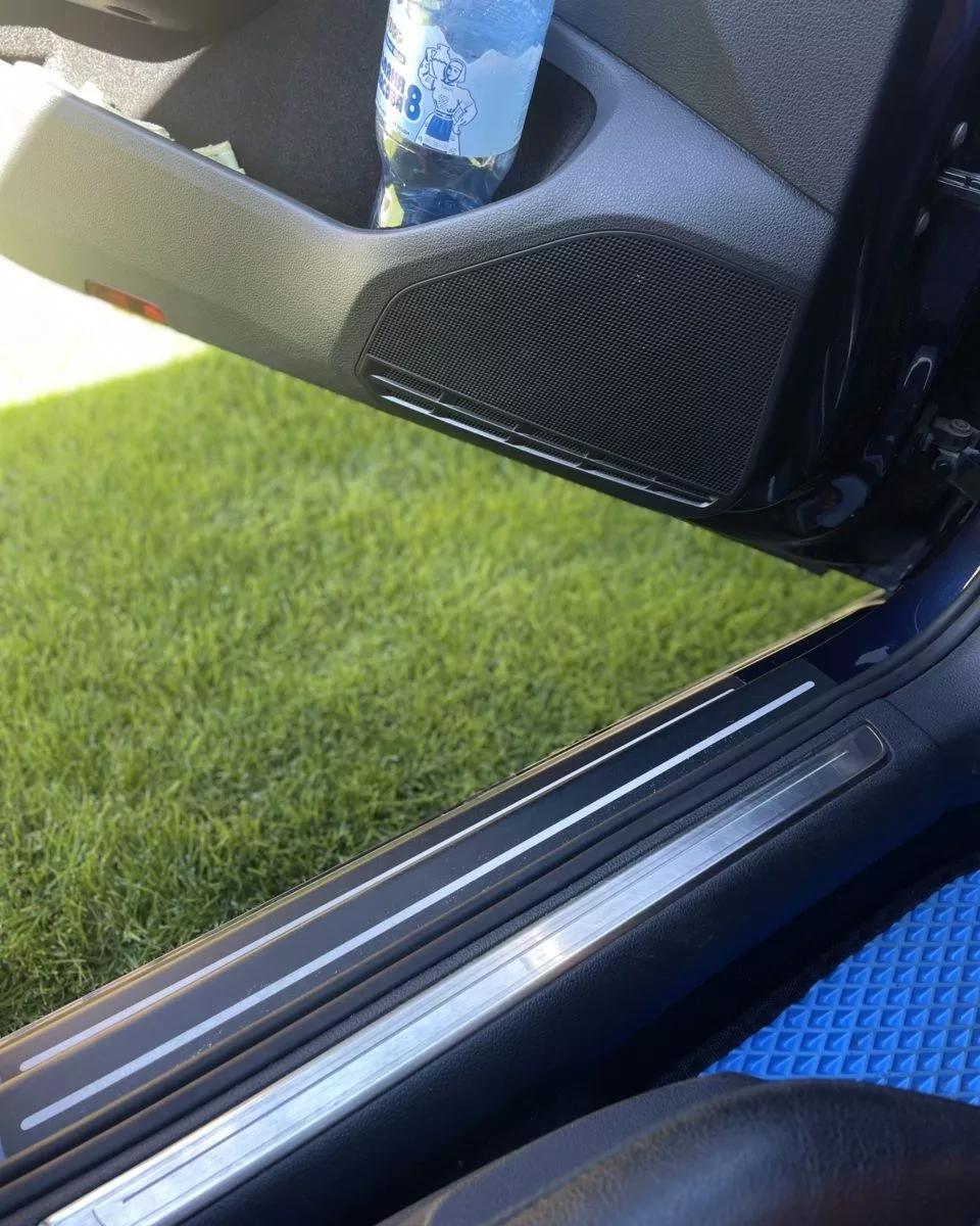 Volkswagen e-Golf  24 kWh 2014191