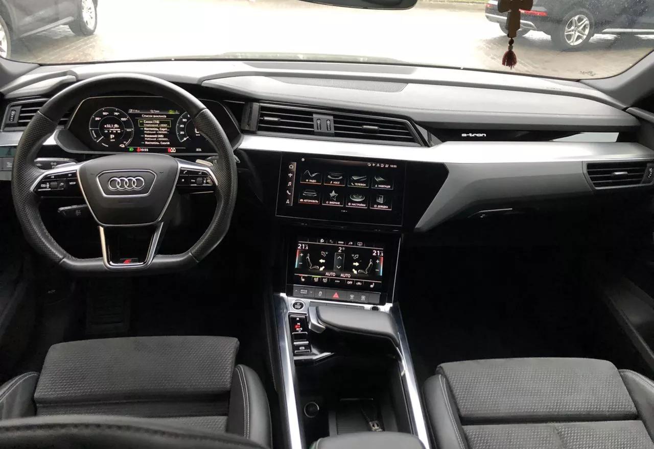 Audi E-tron  71 kWh 2020thumbnail221