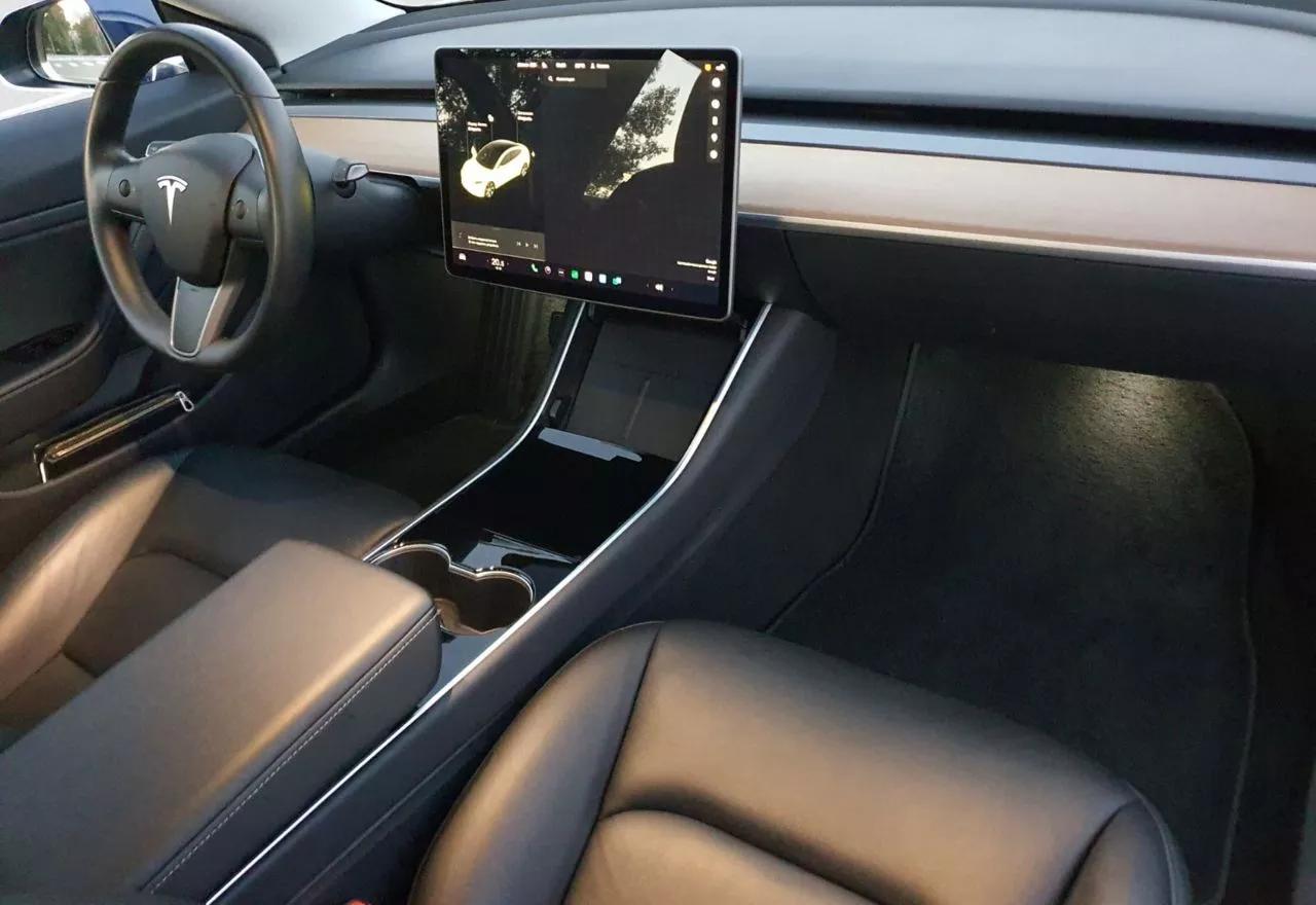 Tesla Model 3  80 kWh 2019121