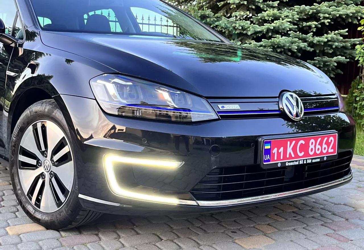 Volkswagen e-Golf  201561