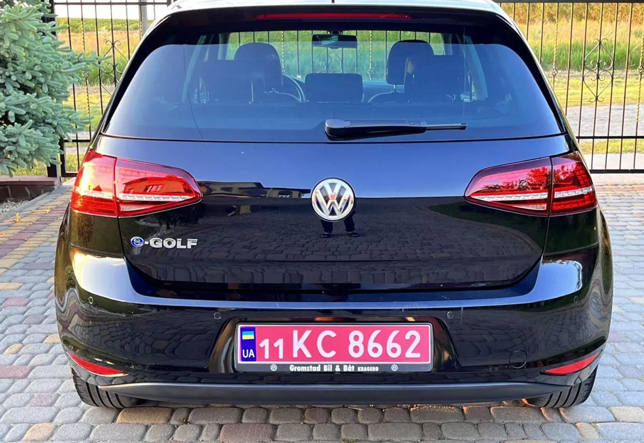 Volkswagen e-Golf  2015291