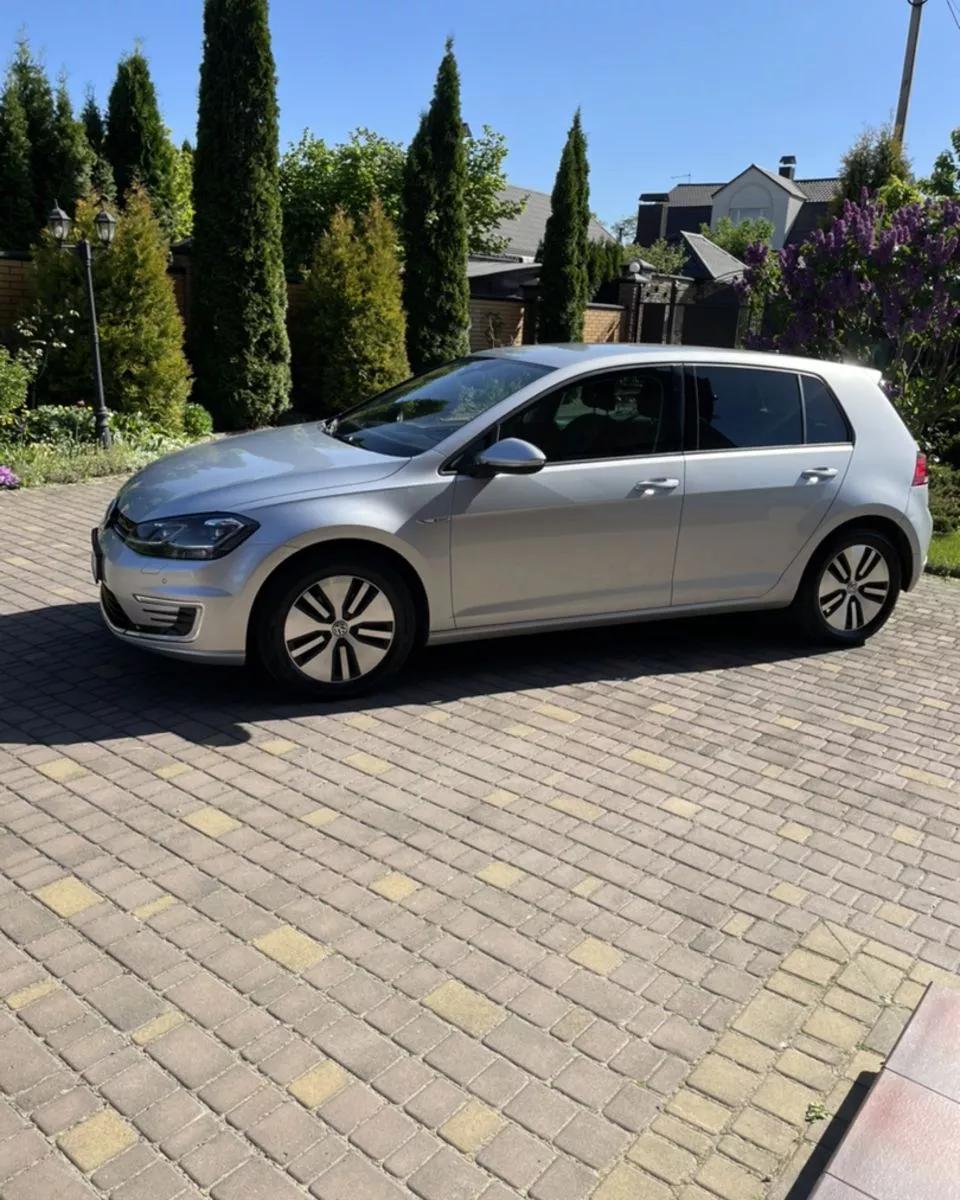 Volkswagen e-Golf  201991