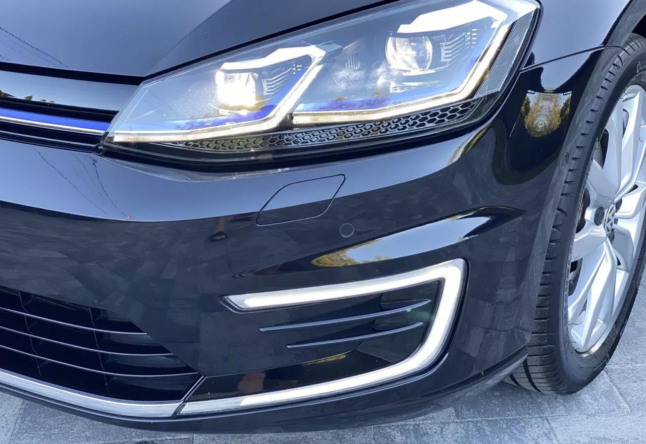 Volkswagen e-Golf  35.8 kWh 2019thumbnail241
