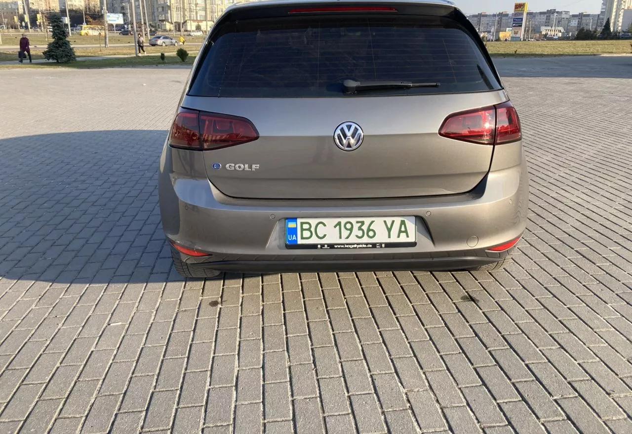 Volkswagen e-Golf  201621