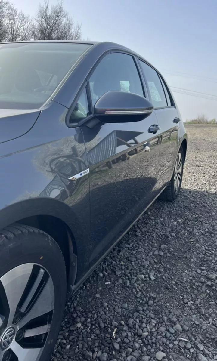 Volkswagen e-Golf  201871